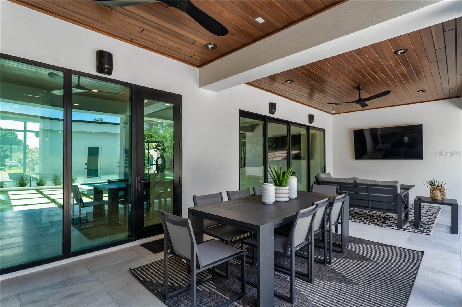 Image 13 of 15 For 114 Davis Boulevard