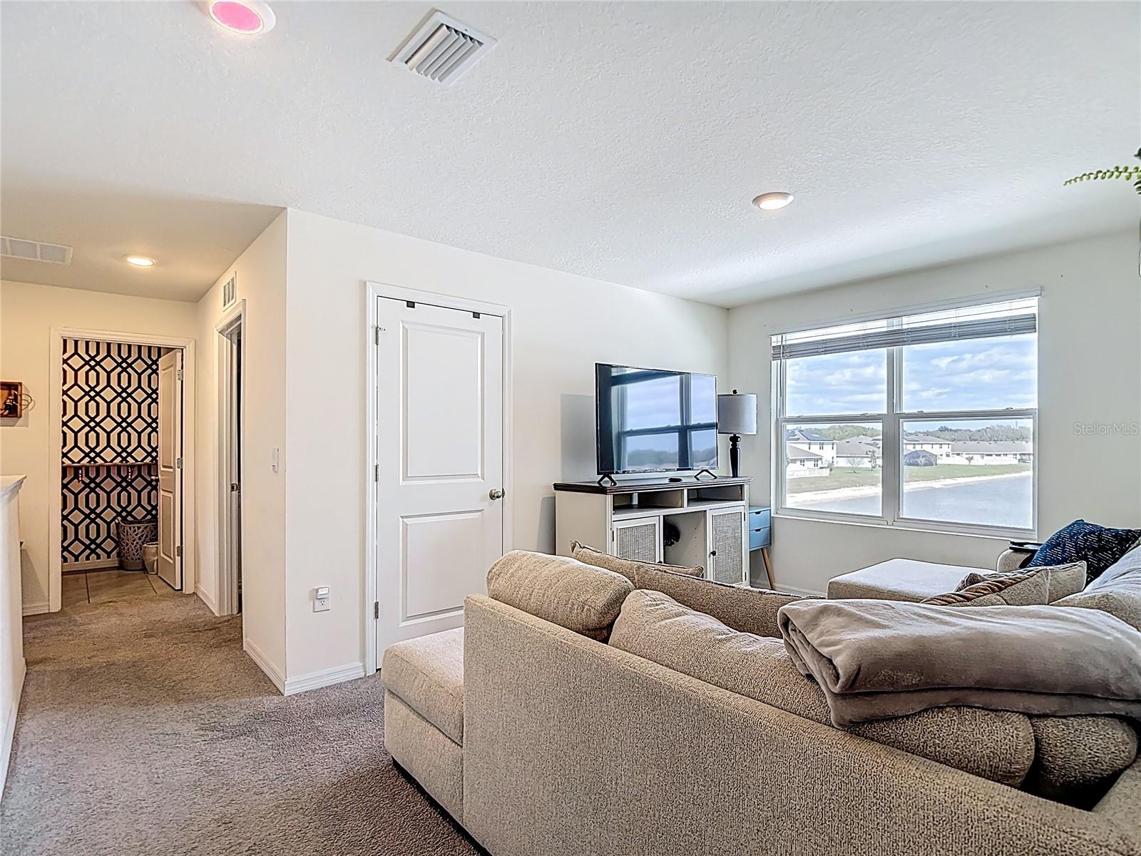 Image 37 of 86 For 38287 Sonnet Landing Avenue