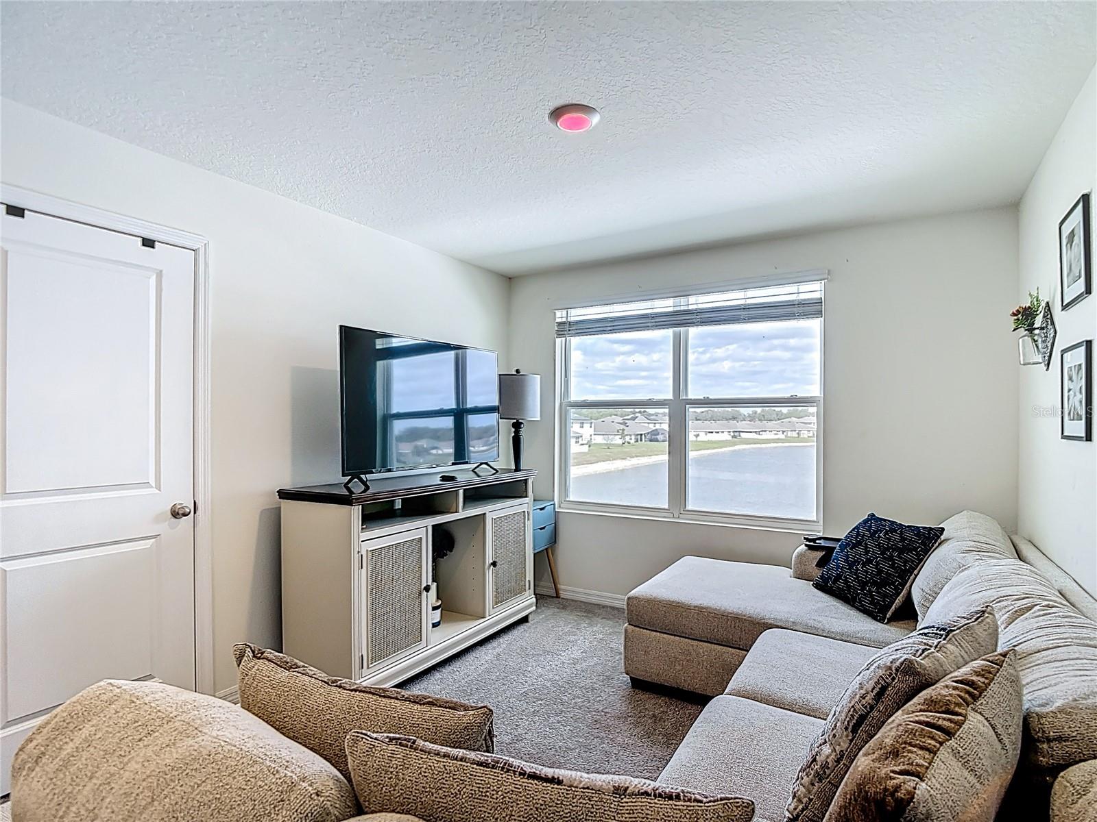 Image 38 of 86 For 38287 Sonnet Landing Avenue