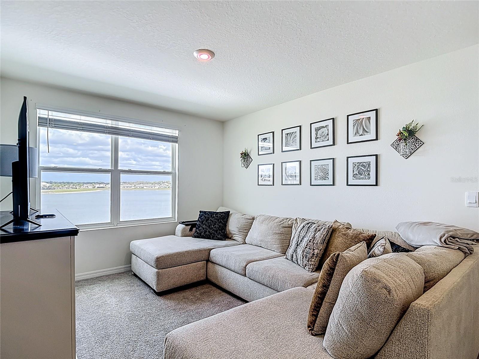 Image 39 of 86 For 38287 Sonnet Landing Avenue