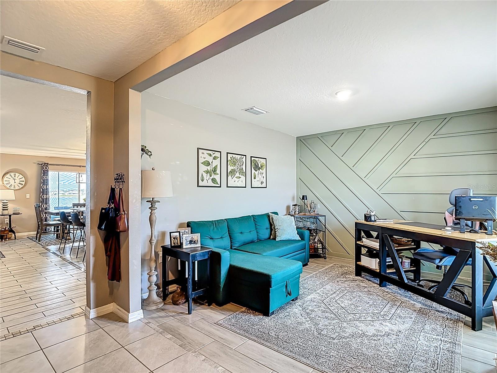 Image 7 of 86 For 38287 Sonnet Landing Avenue