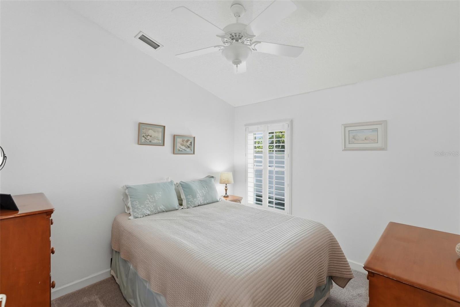 Image 13 of 31 For 1240 Bluffs Circle