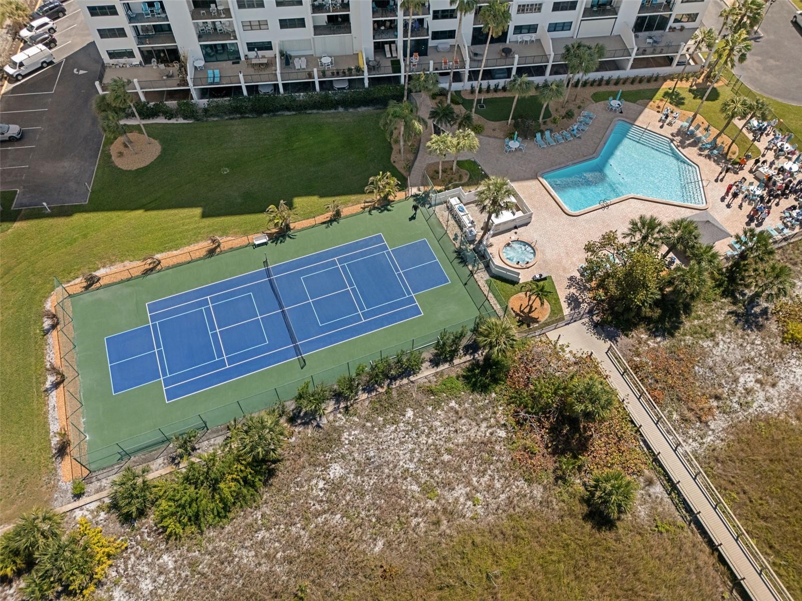 Image 3 of 56 For 1230 Gulf Boulevard 303