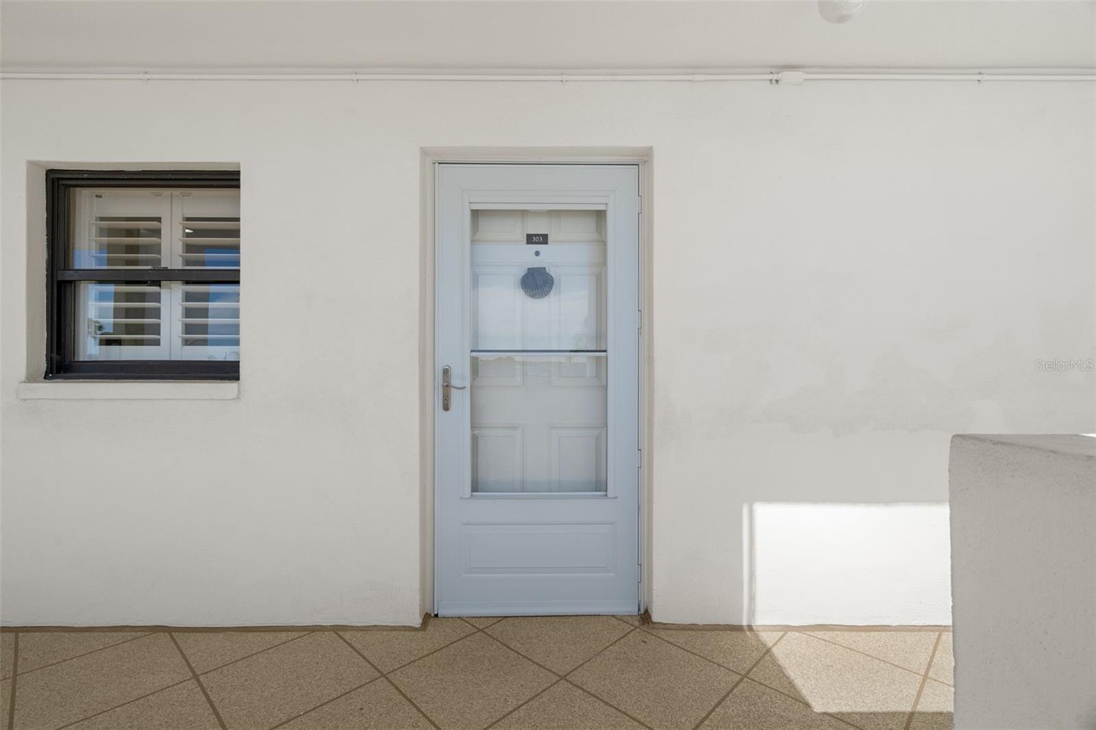 Image 9 of 56 For 1230 Gulf Boulevard 303