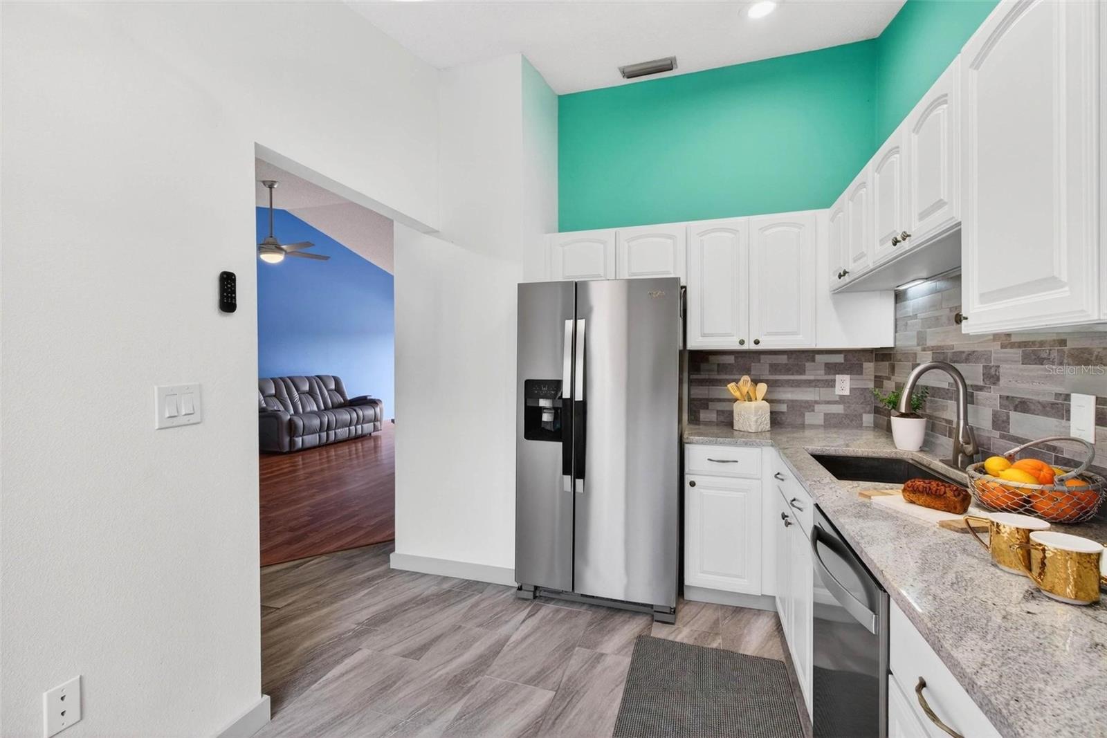 Image 10 of 28 For 4535 Park Lake Terrace S