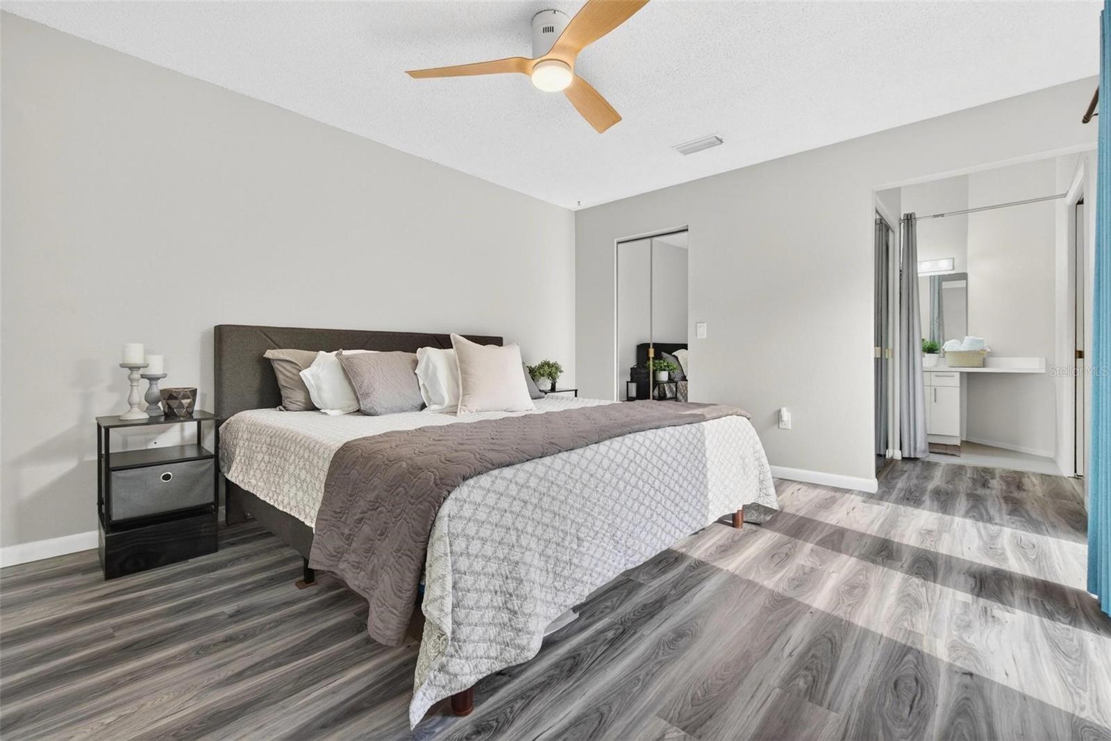 Image 16 of 28 For 4535 Park Lake Terrace S