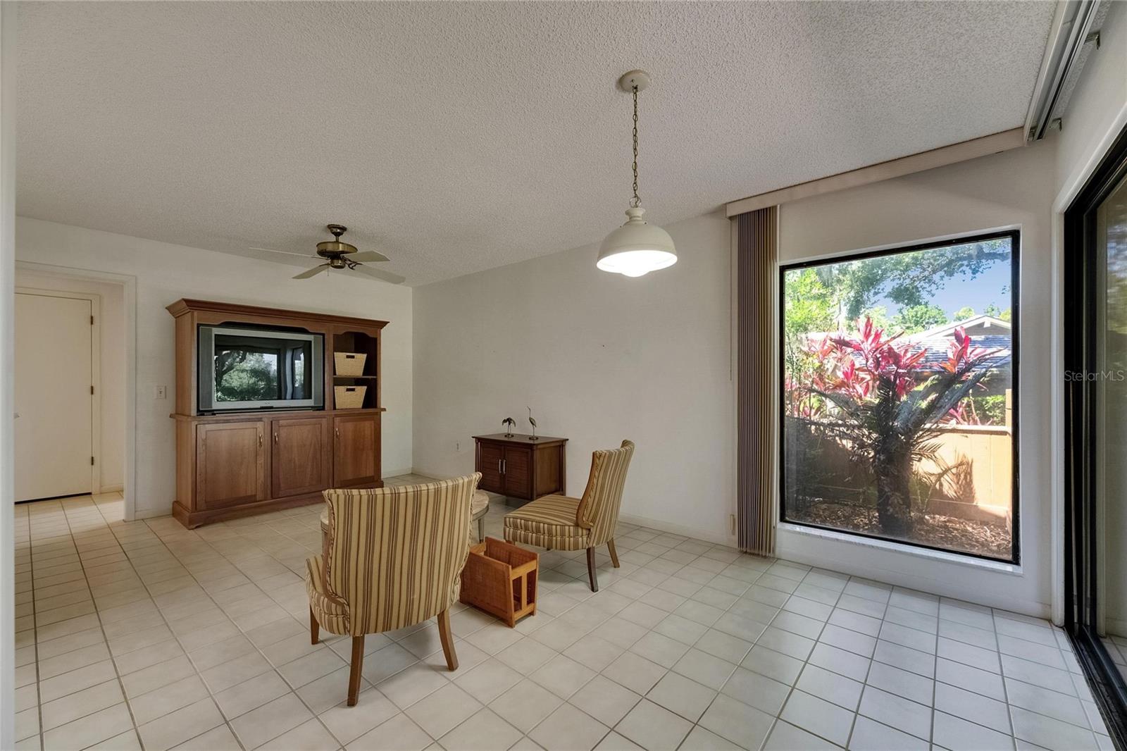 Image 19 of 57 For 29903 Baywood Lane