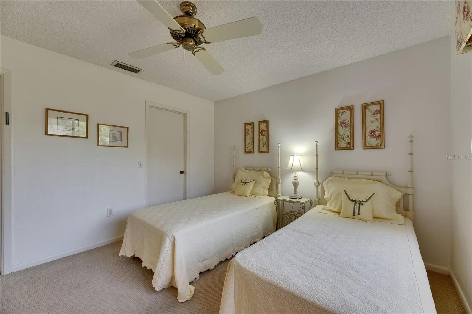 Image 39 of 57 For 29903 Baywood Lane