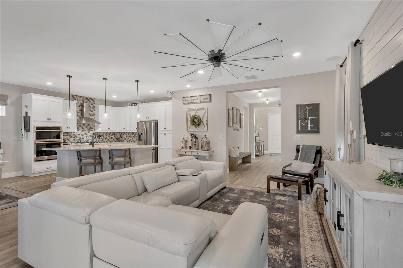 Image 15 of 79 For 315 Blackrock Lane