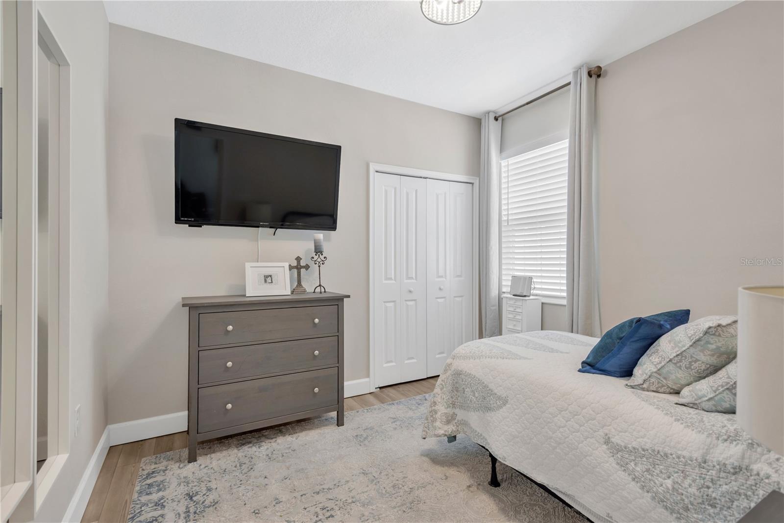 Image 28 of 79 For 315 Blackrock Lane