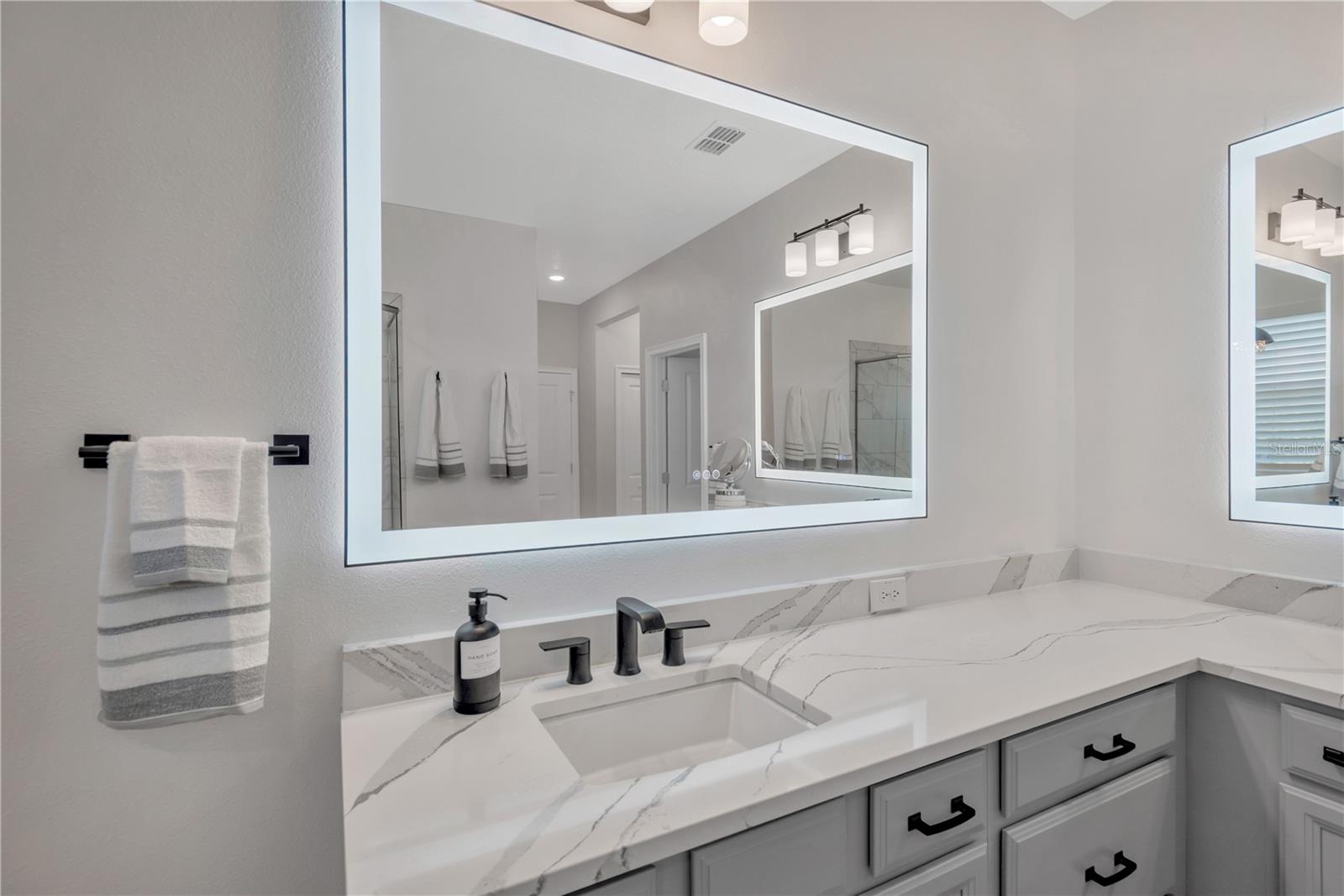 Image 34 of 79 For 315 Blackrock Lane