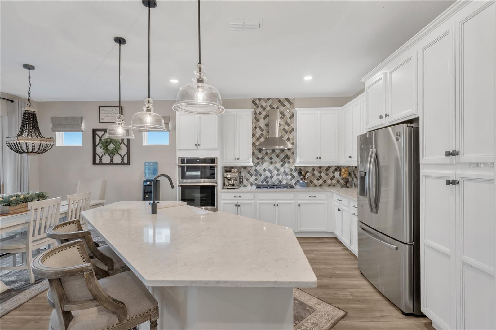 Image 4 of 79 For 315 Blackrock Lane