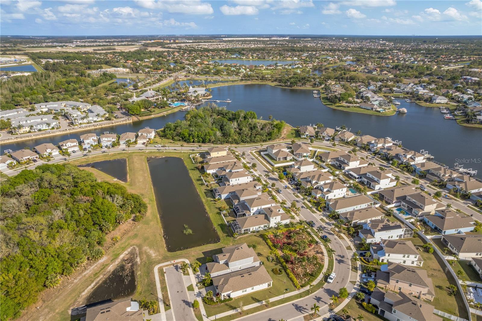 Image 64 of 79 For 315 Blackrock Lane