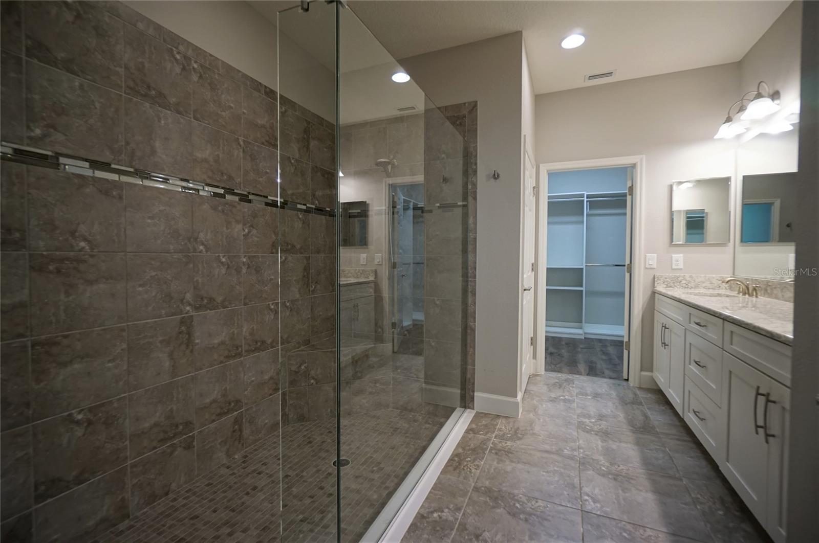 Image 11 of 26 For 12313 Terracina Chase Court