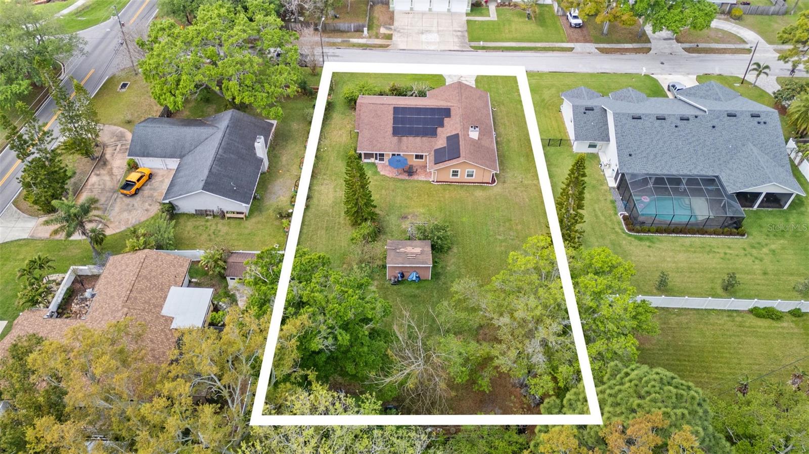 Image 37 of 39 For 2007 Golf View Drive