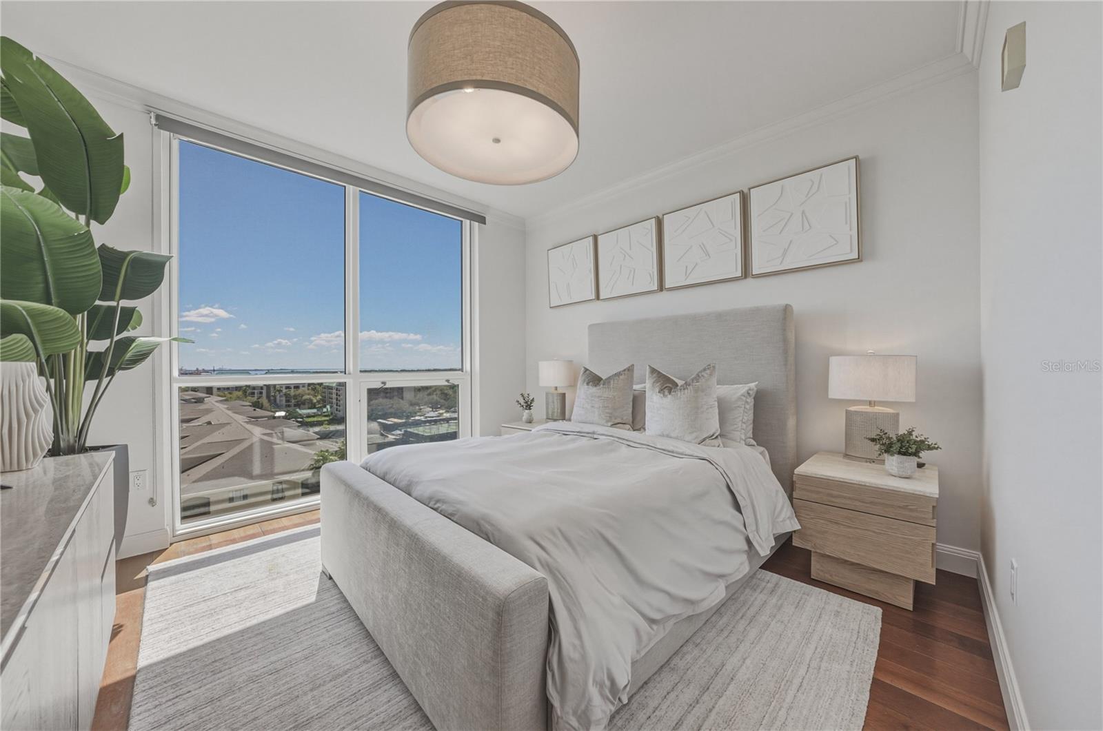 Image 13 of 96 For 450 Knights Run Avenue 902