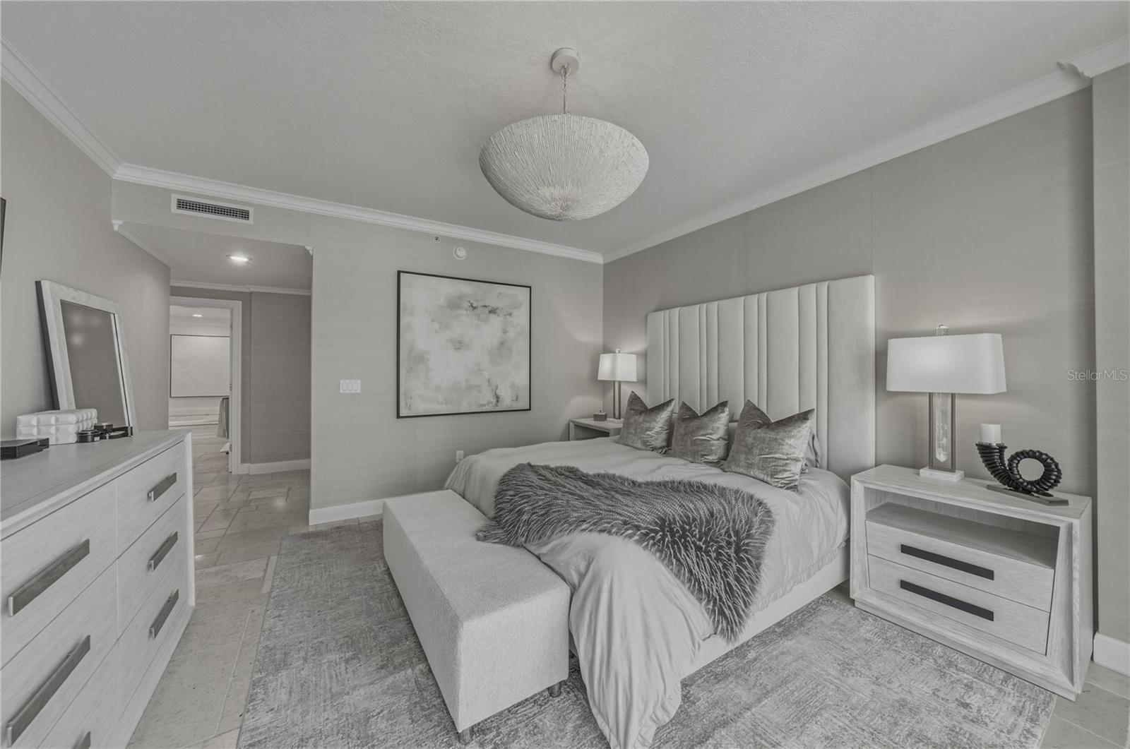 Image 24 of 96 For 450 Knights Run Avenue 902