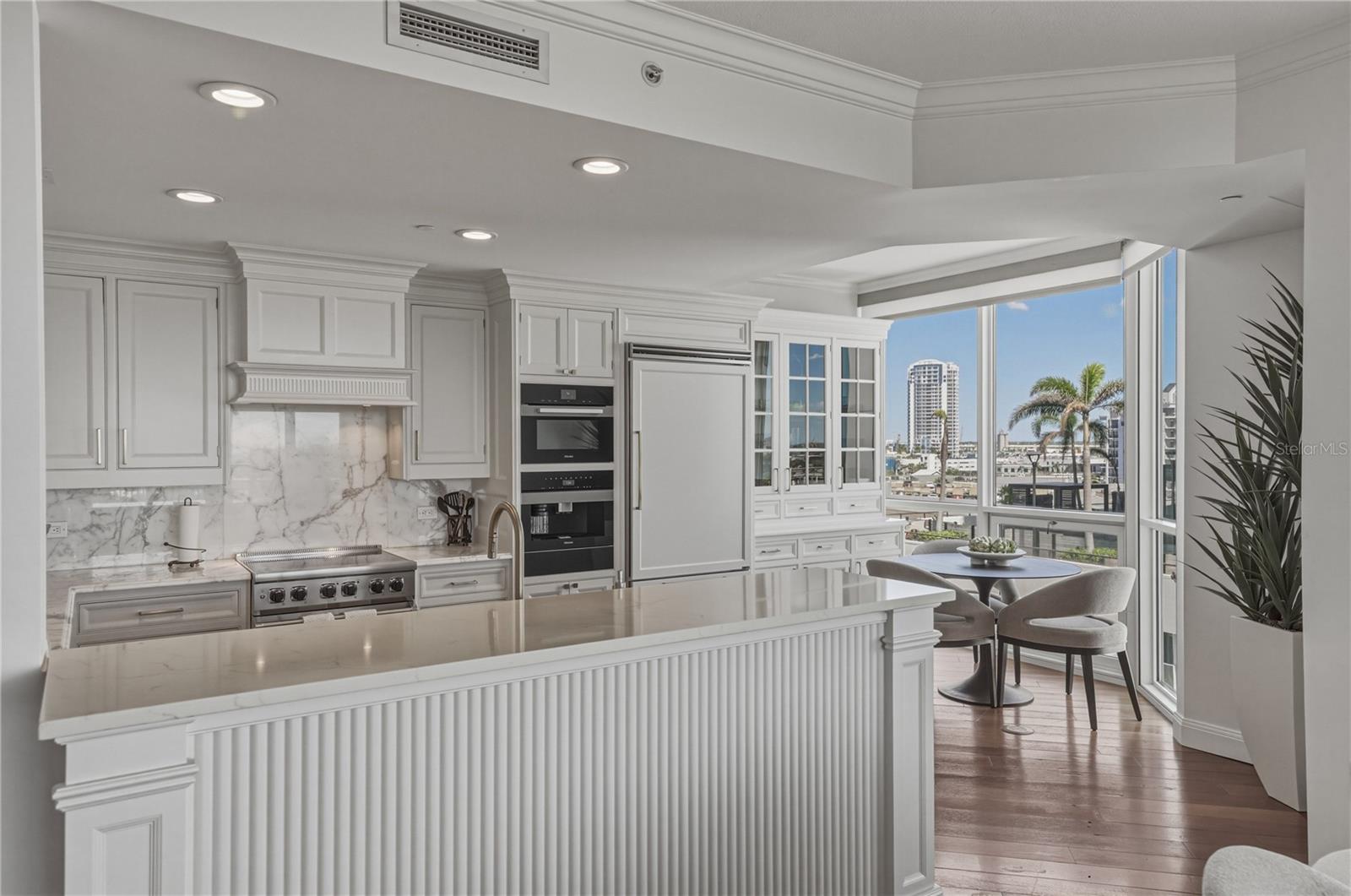 Image 48 of 96 For 450 Knights Run Avenue 902