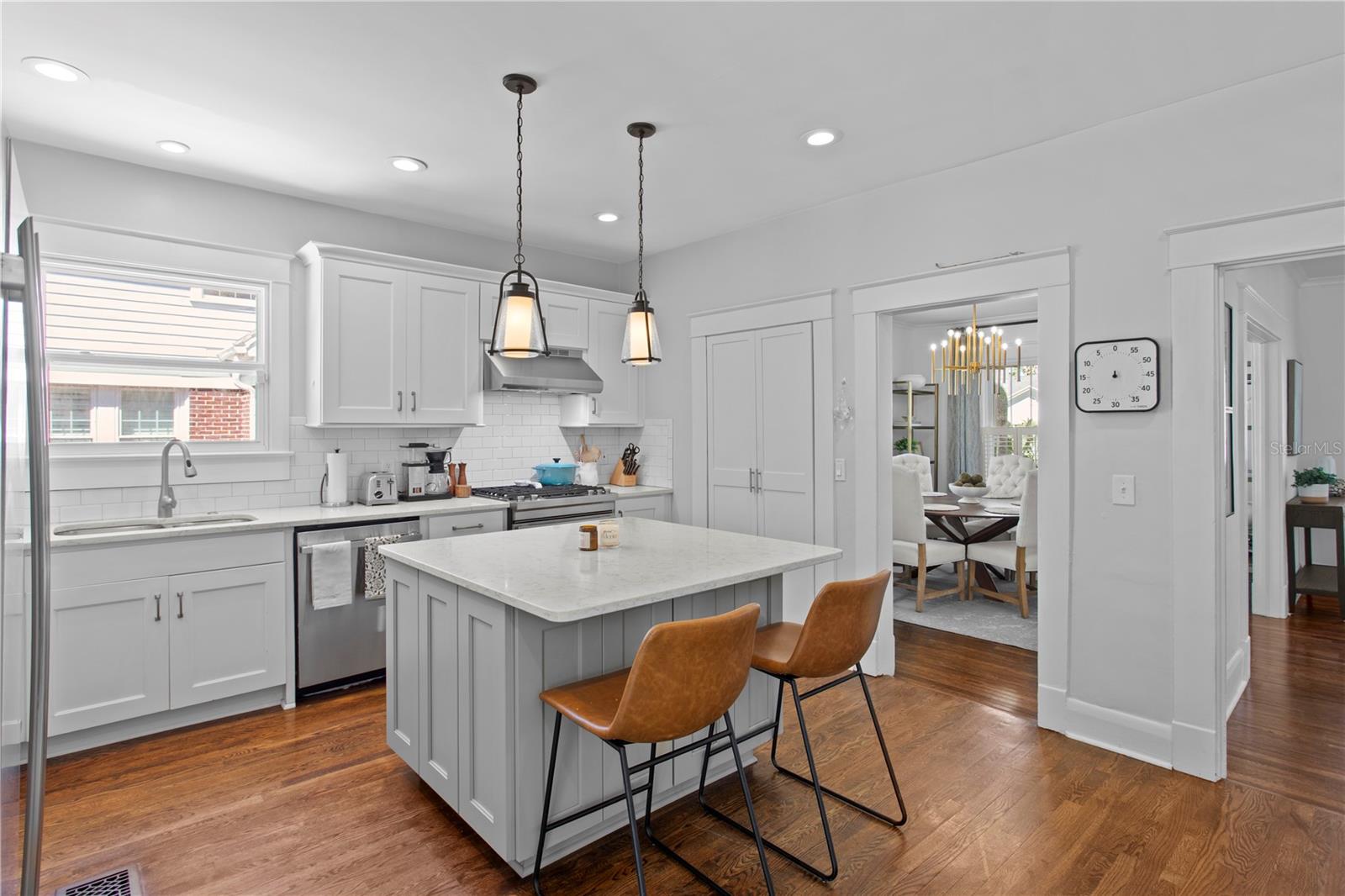 Image 14 of 49 For 2810 Morrison Avenue