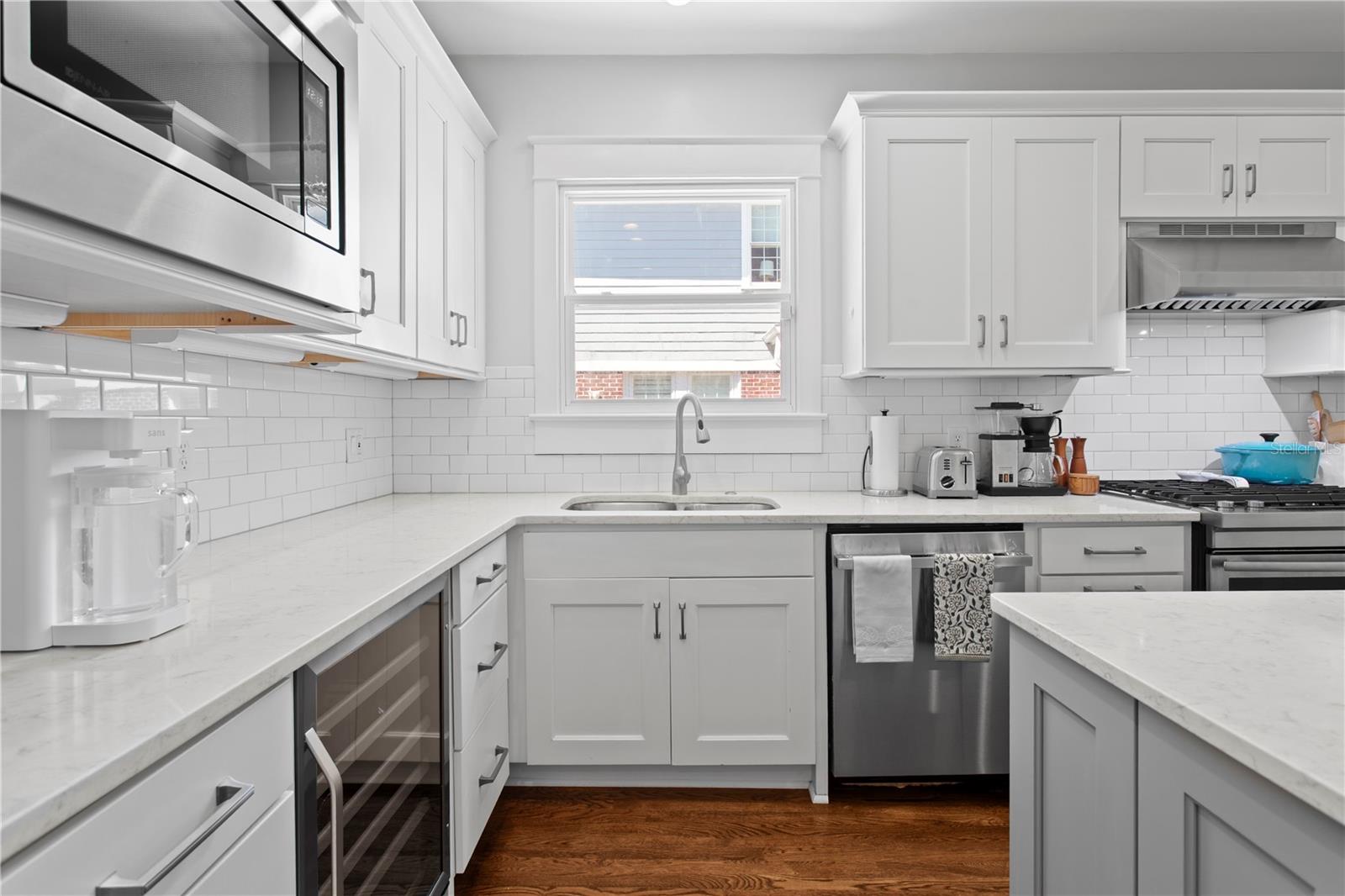 Image 15 of 49 For 2810 Morrison Avenue