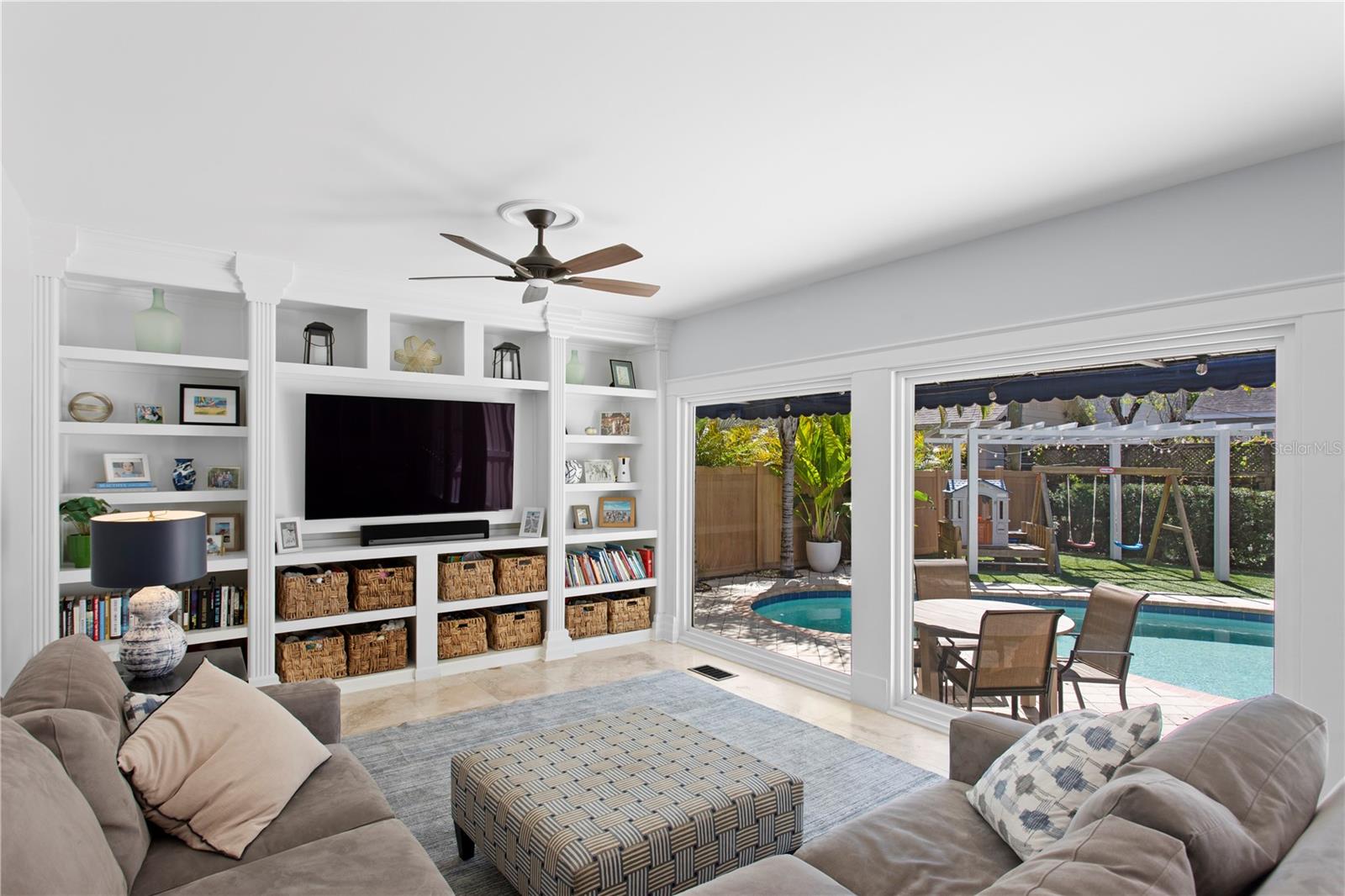 Image 20 of 49 For 2810 Morrison Avenue