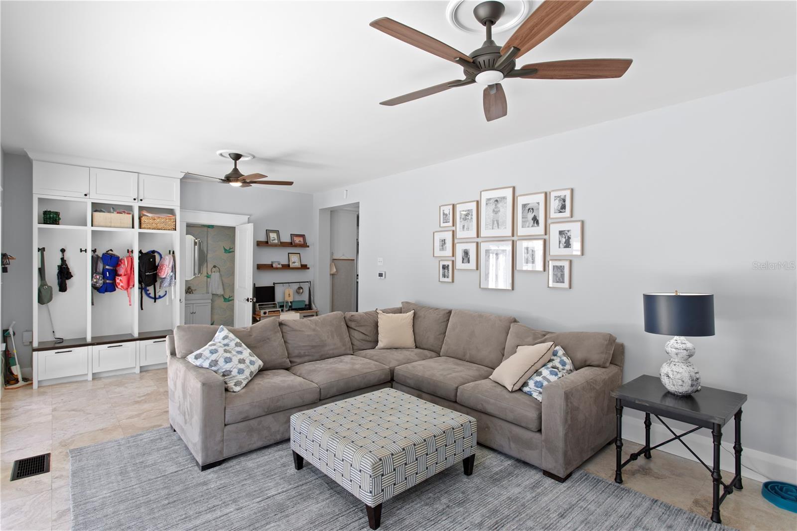 Image 23 of 49 For 2810 Morrison Avenue