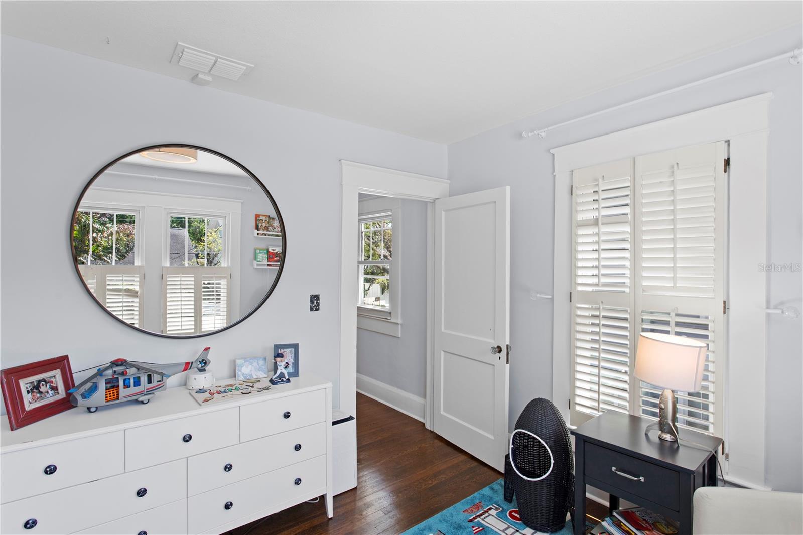 Image 38 of 49 For 2810 Morrison Avenue