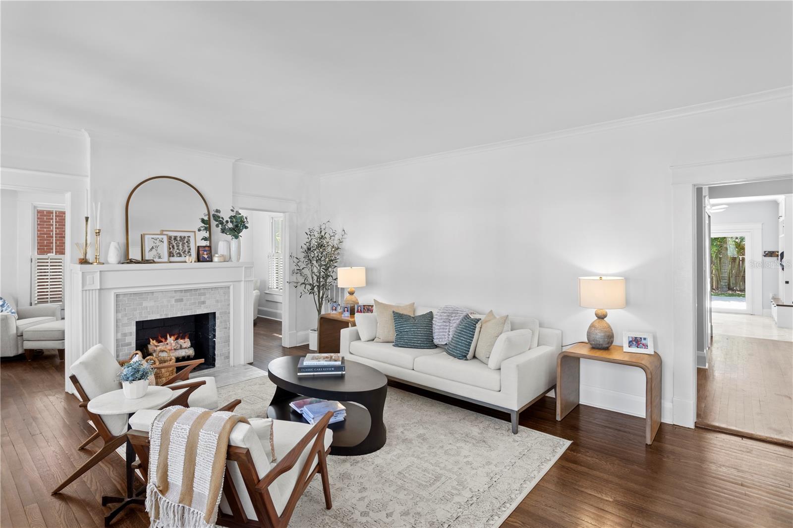 Image 7 of 49 For 2810 Morrison Avenue