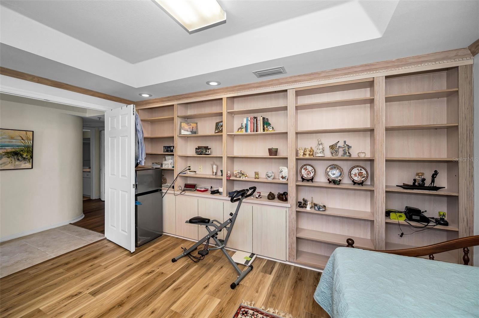 Image 39 of 96 For 2210 Utopian Drive E 203