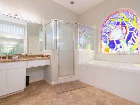 Image 14 of 24 For 23635 Oakside Boulevard