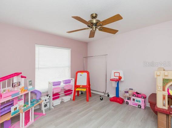 Image 20 of 24 For 23635 Oakside Boulevard