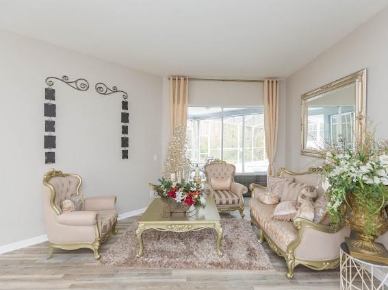 Image 4 of 24 For 23635 Oakside Boulevard