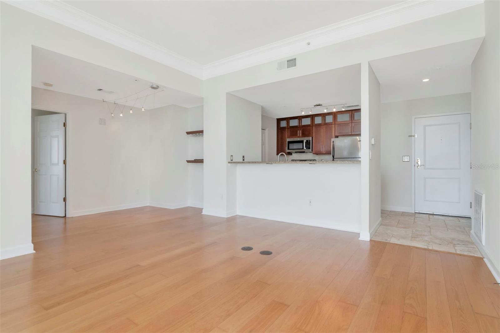 Image 2 of 33 For 345 Bayshore Boulevard Gp4