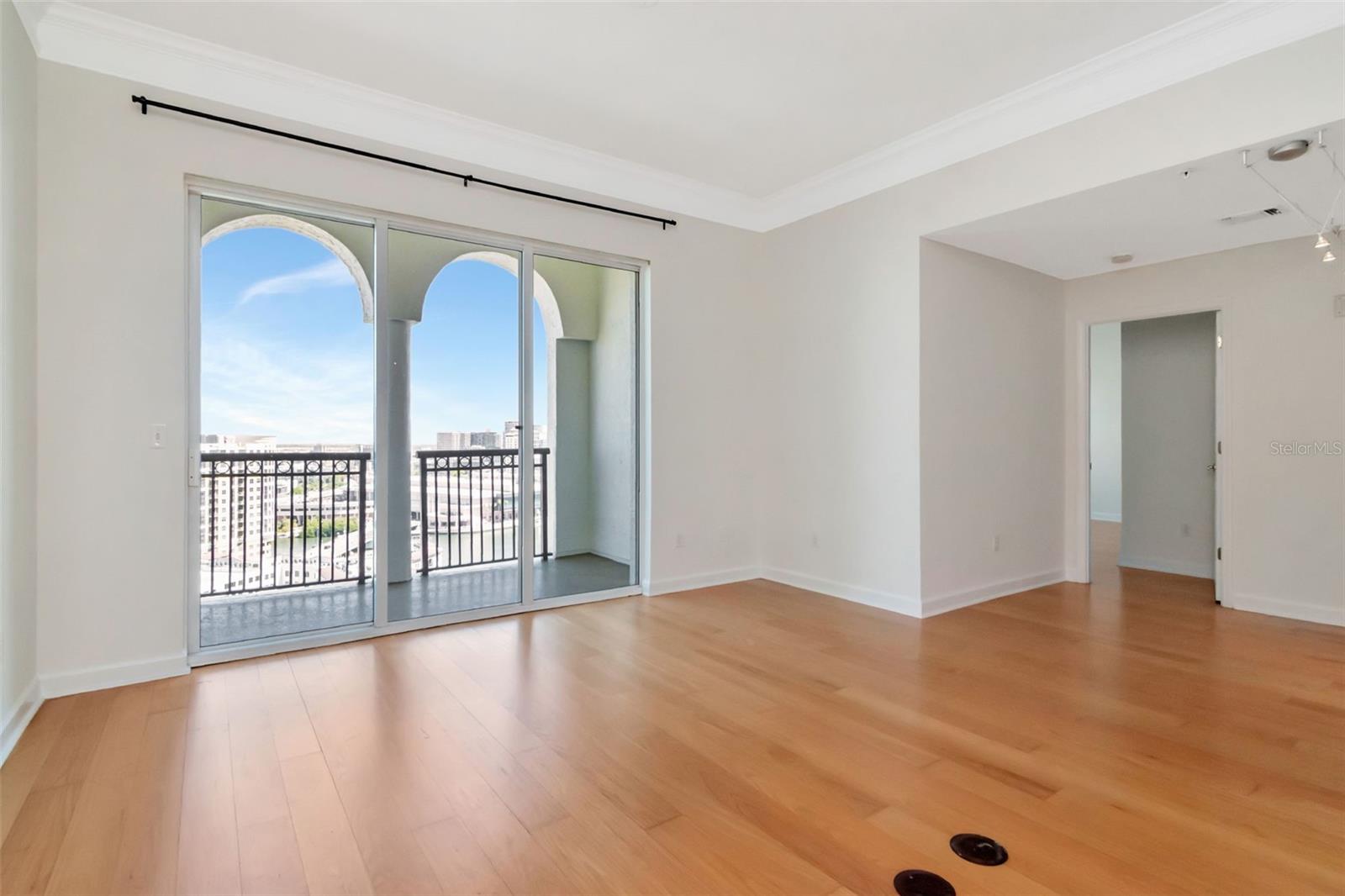 Image 3 of 33 For 345 Bayshore Boulevard Gp4