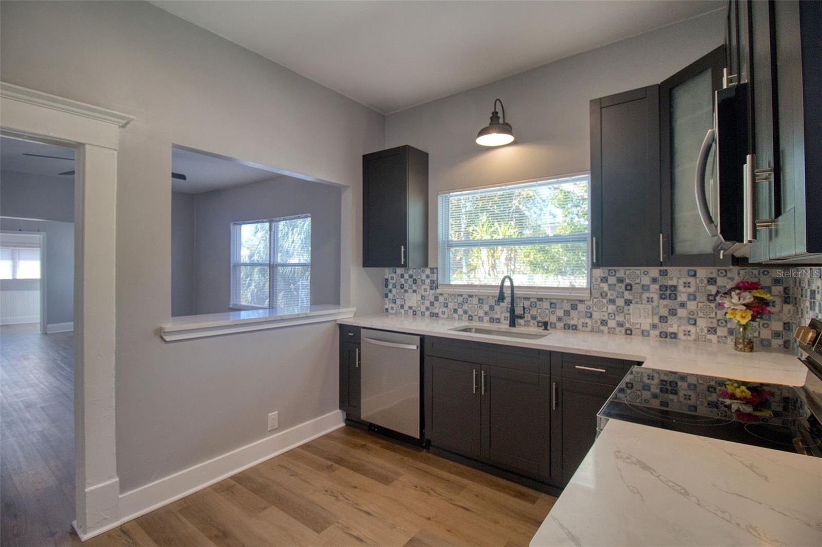 Image 16 of 29 For 675 16th Avenue S 1