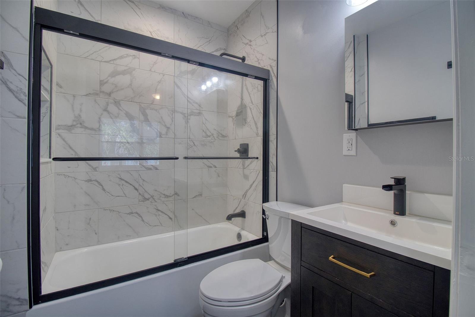 Image 20 of 29 For 675 16th Avenue S 1