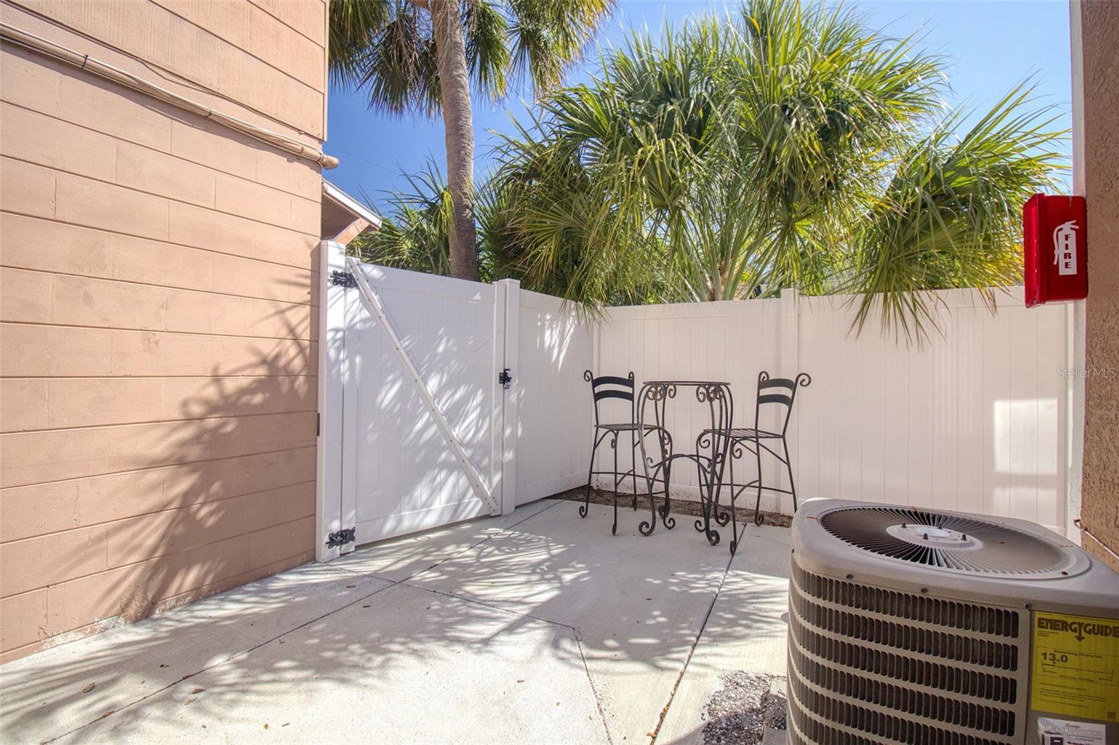 Image 23 of 29 For 675 16th Avenue S 1