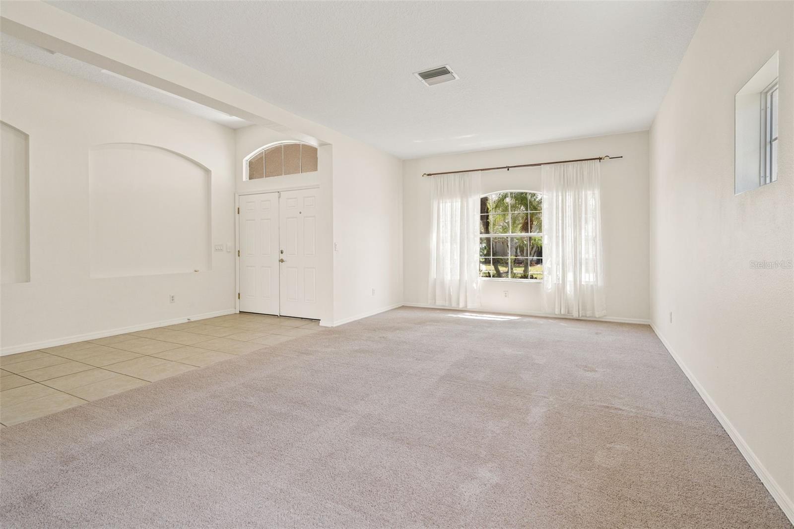 Image 3 of 36 For 518 York Dale Drive