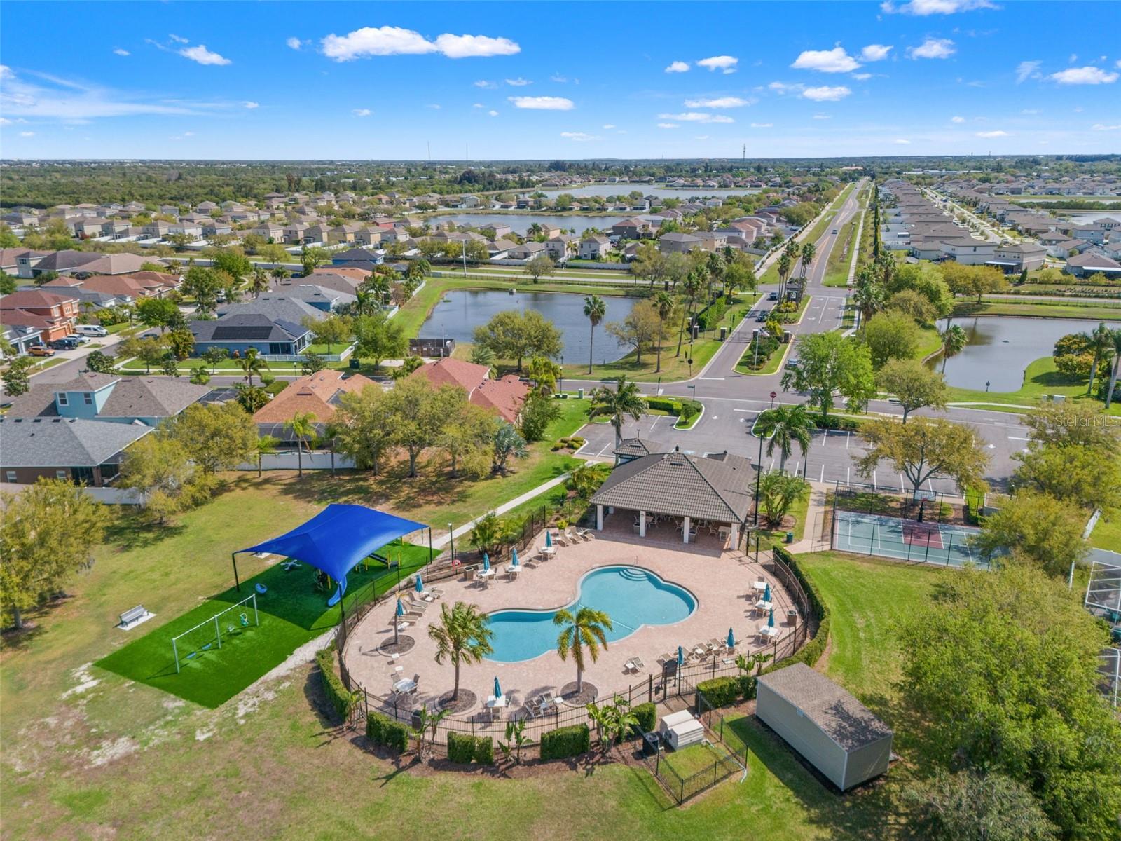 Image 31 of 36 For 518 York Dale Drive