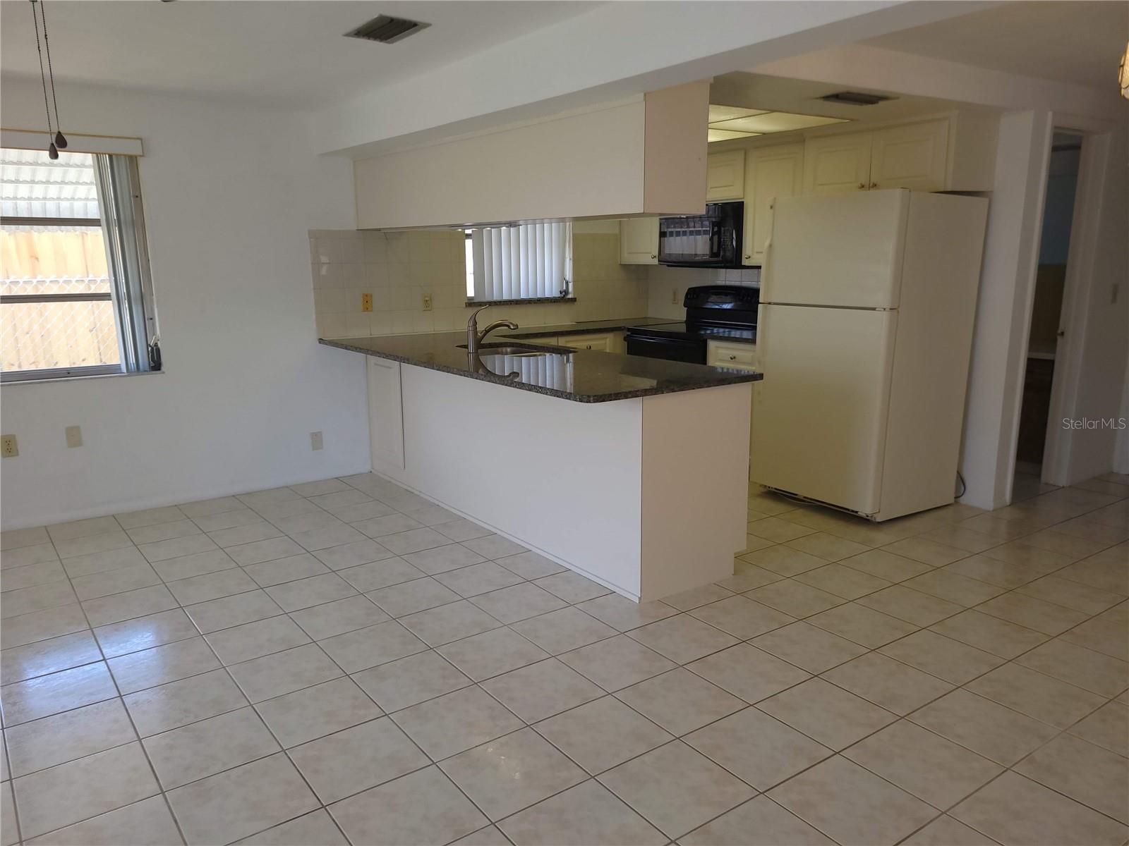 Image 10 of 25 For 6410 Tralee Avenue