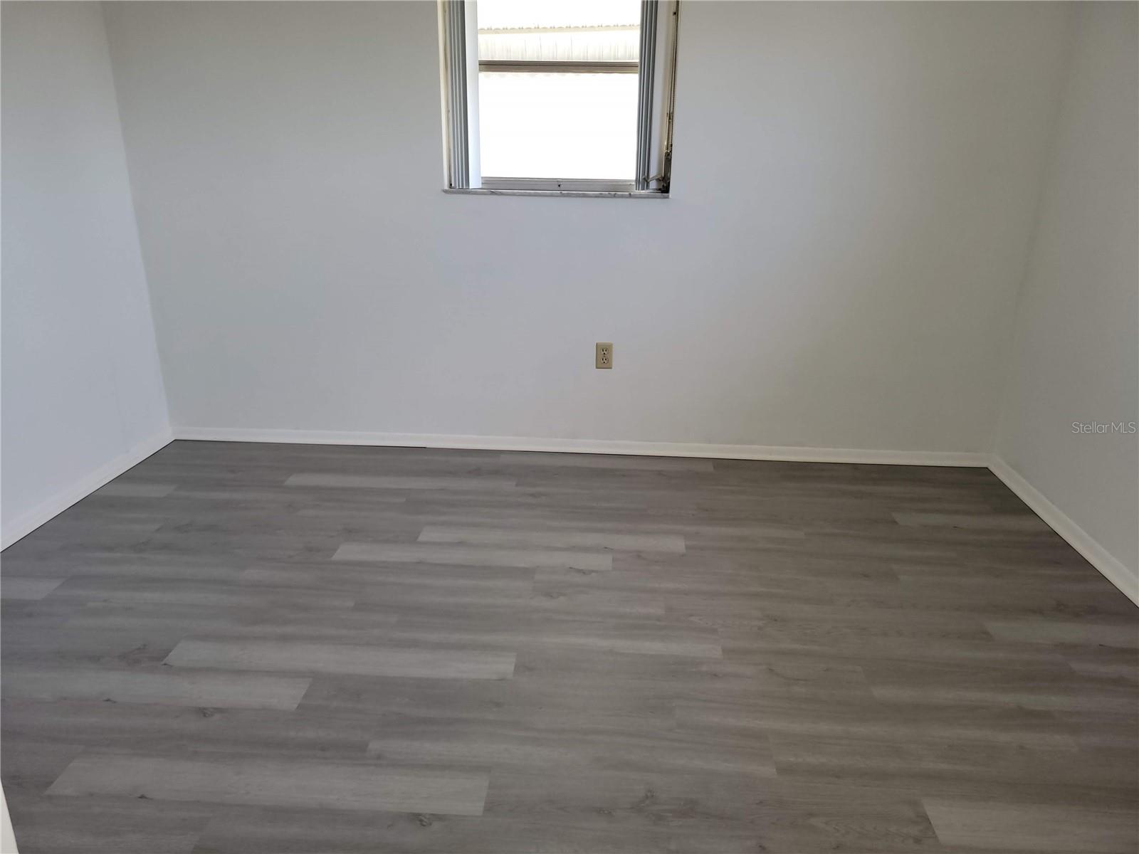 Image 22 of 25 For 6410 Tralee Avenue