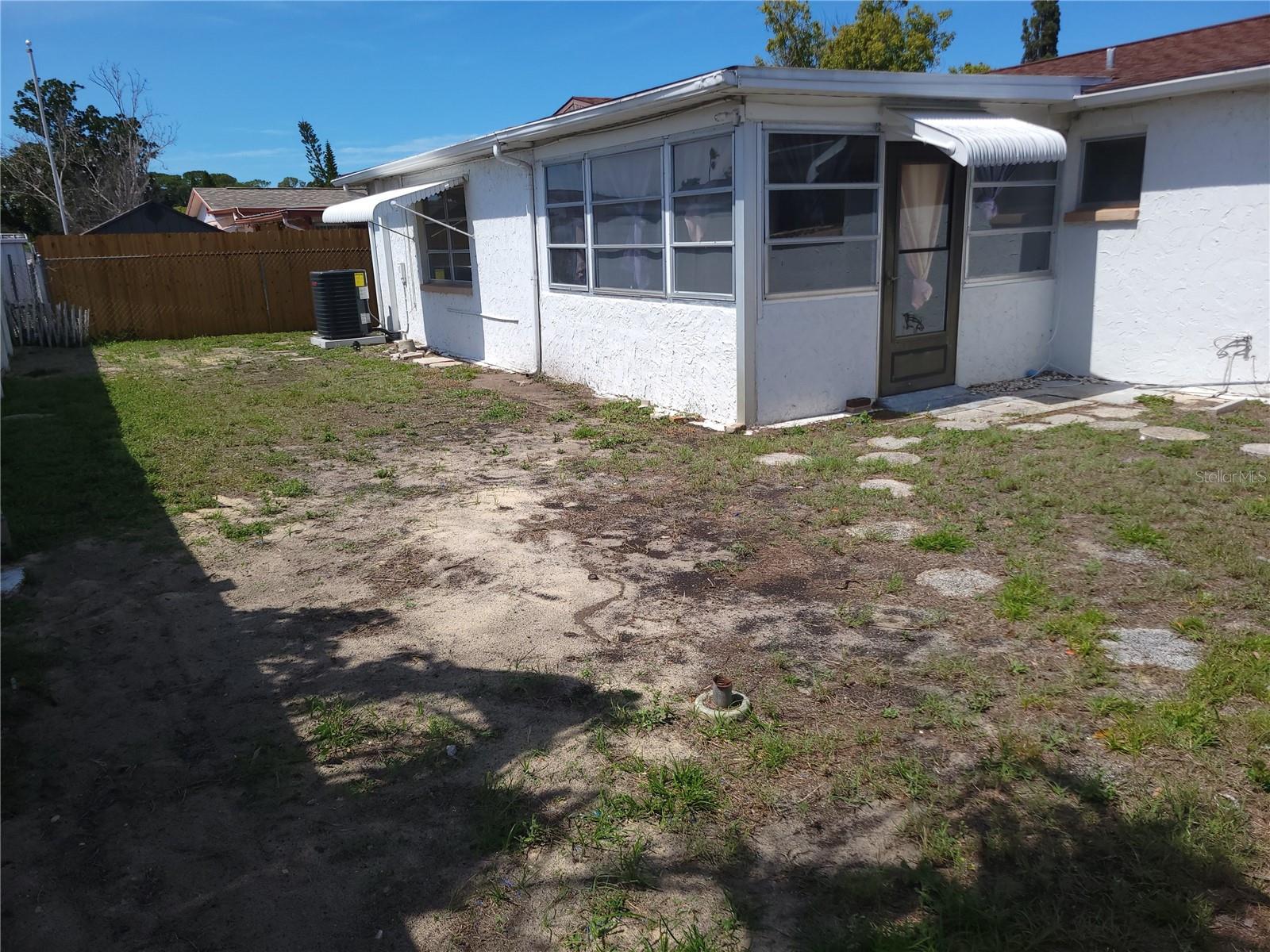 Image 24 of 25 For 6410 Tralee Avenue