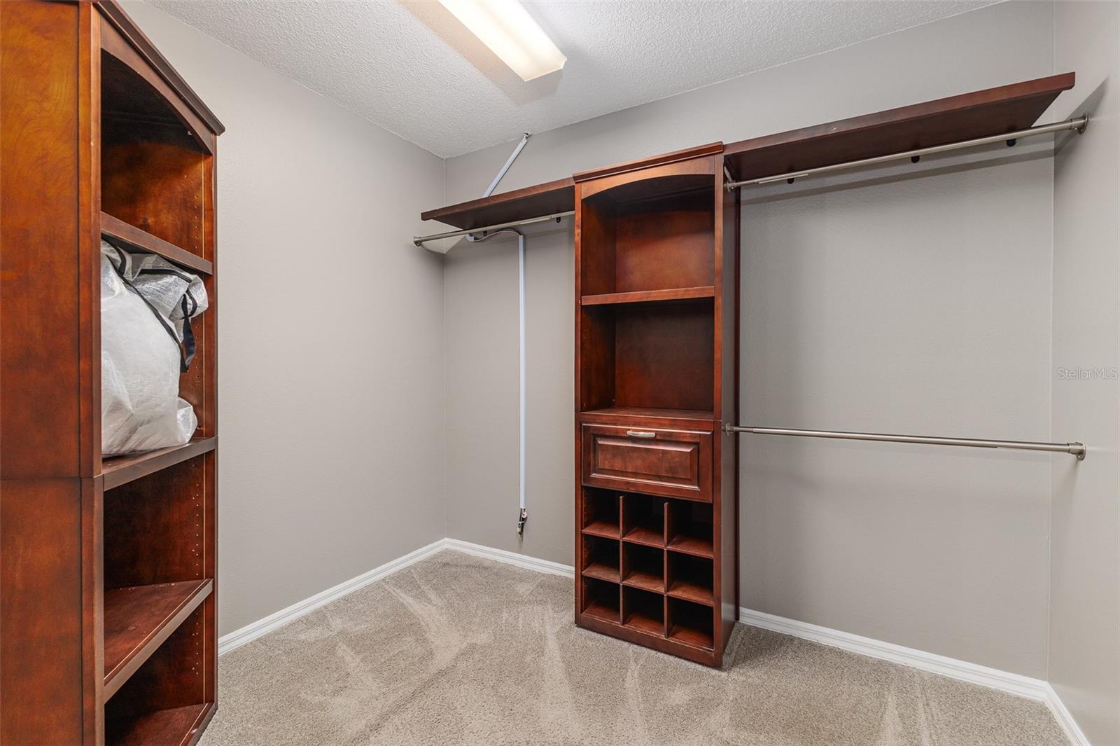 Image 17 of 32 For 6308 Queensway Drive