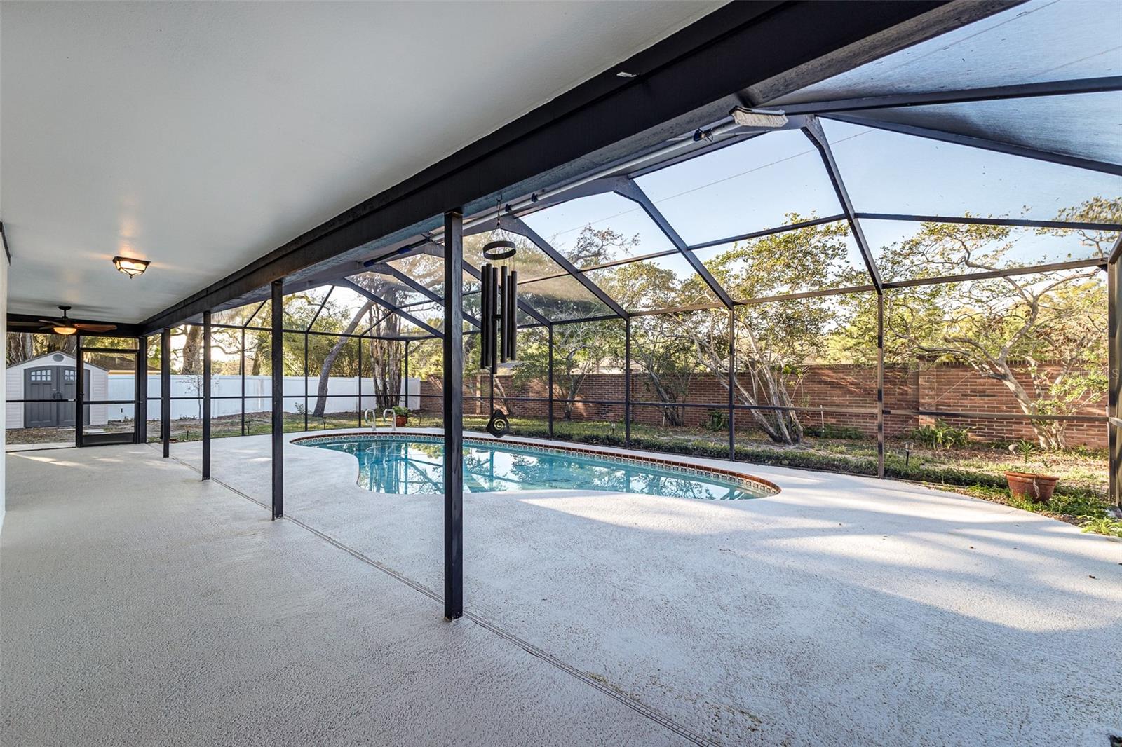 Image 25 of 32 For 6308 Queensway Drive