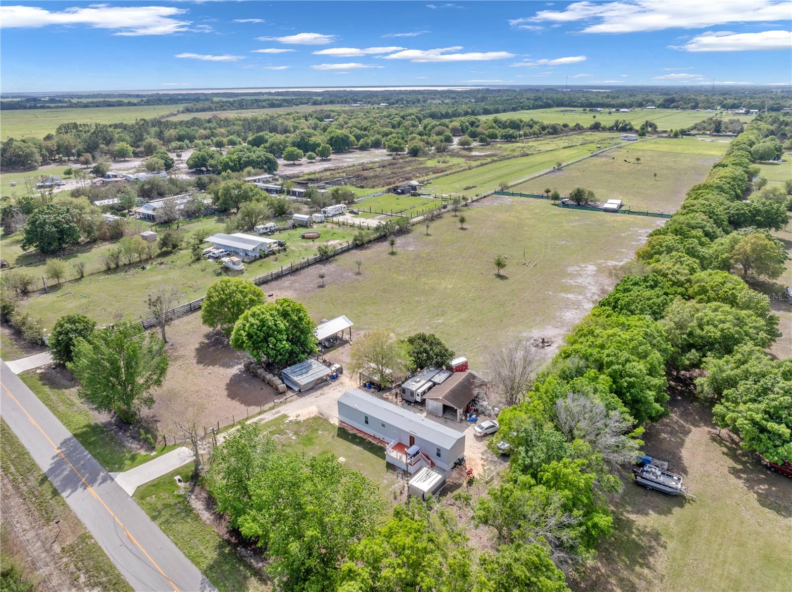 Image 5 of 85 For 1333 Bluff Hammock Road