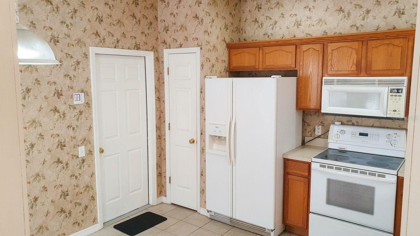 Image 12 of 38 For 7827 66th Way N