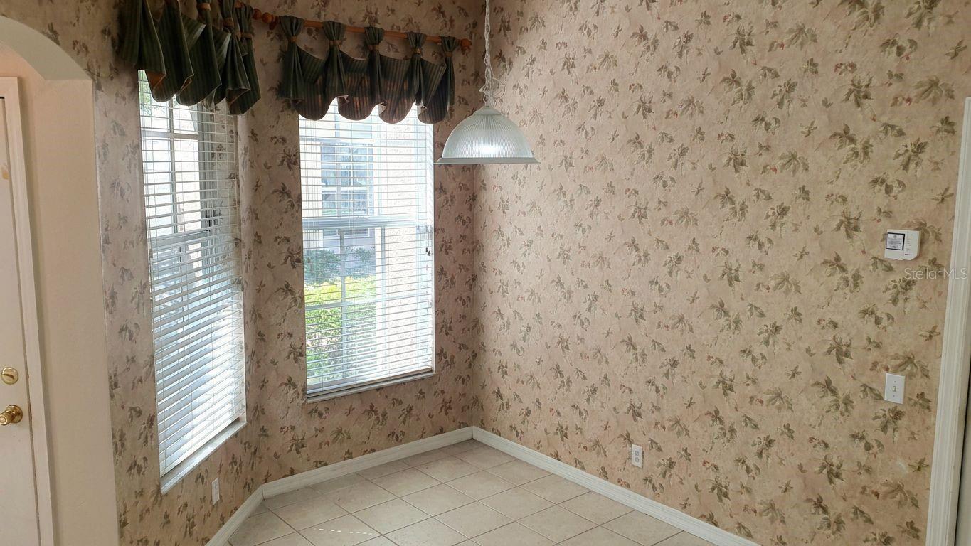 Image 14 of 38 For 7827 66th Way N