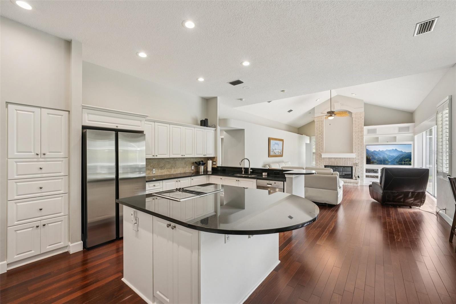 Image 10 of 84 For 4941 Kylemore Court