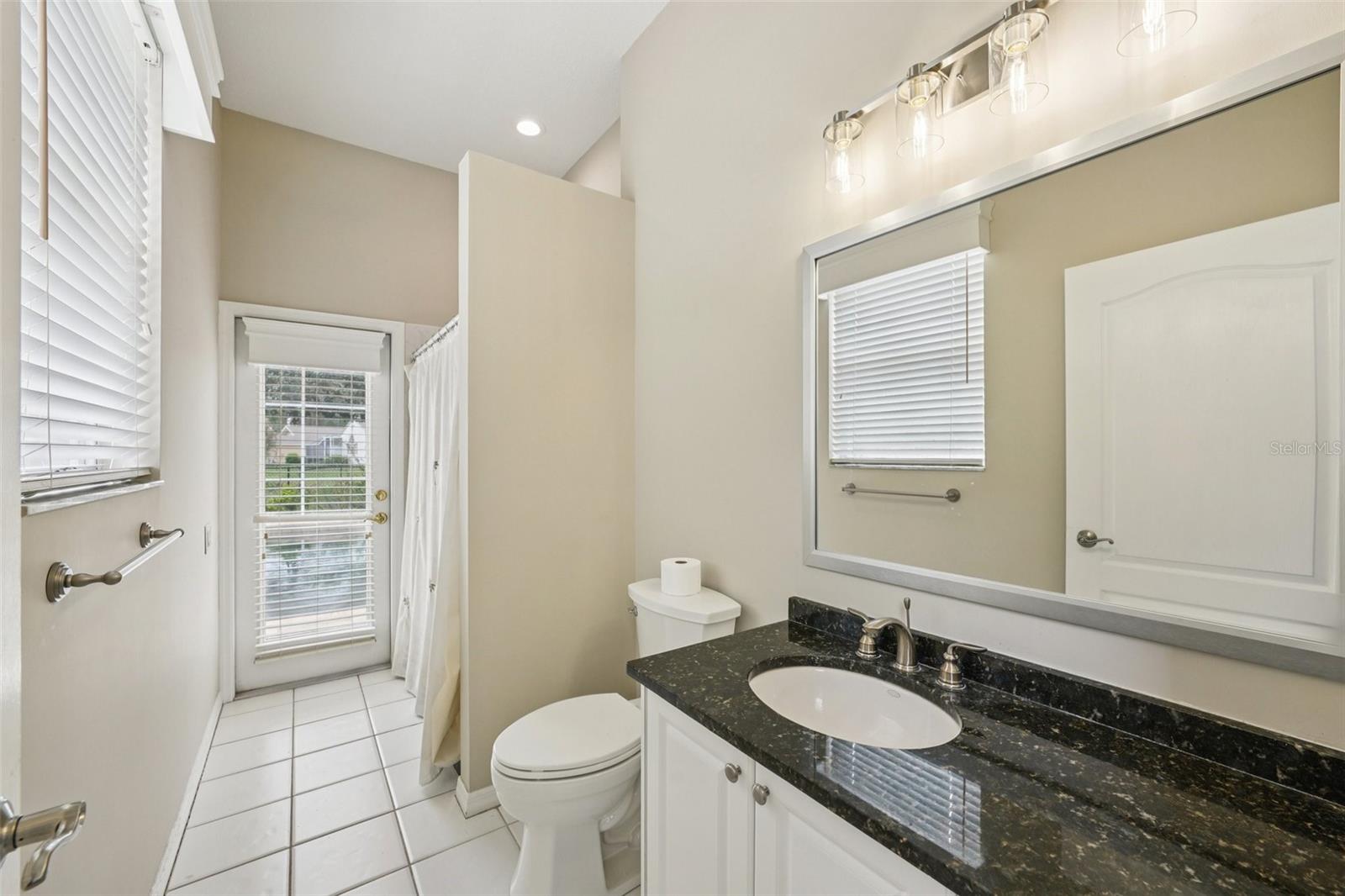 Image 43 of 84 For 4941 Kylemore Court