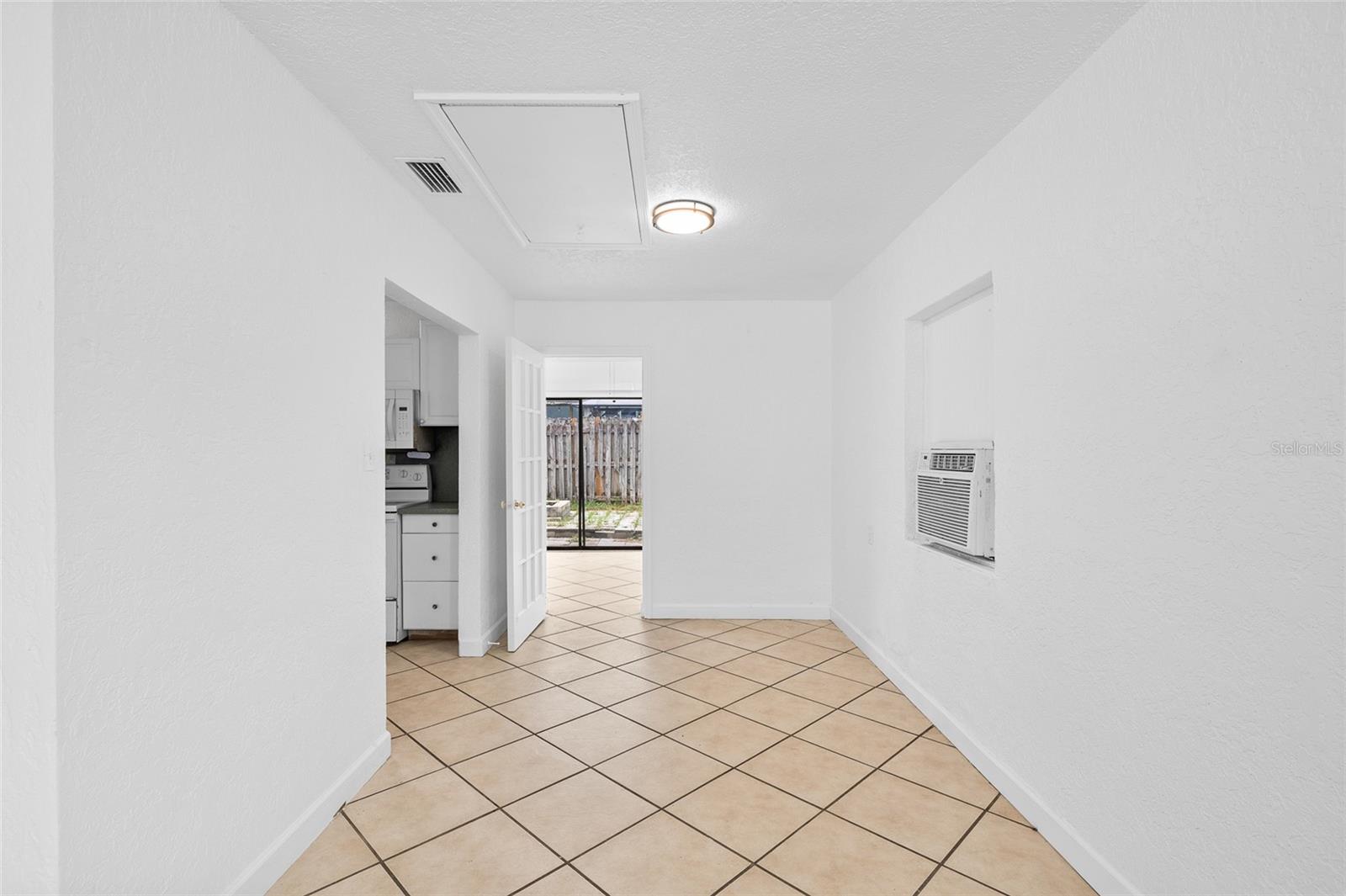 Image 9 of 32 For 2196 Bell Cheer Drive